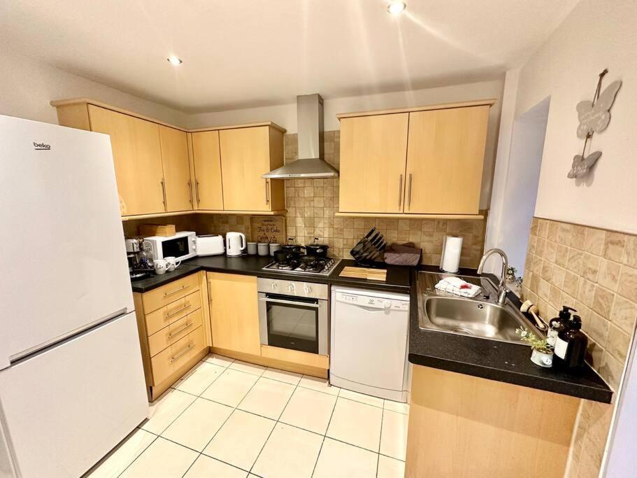 Cottage,Cinema Room,Log Burner Blaenavon المظهر الخارجي الصورة